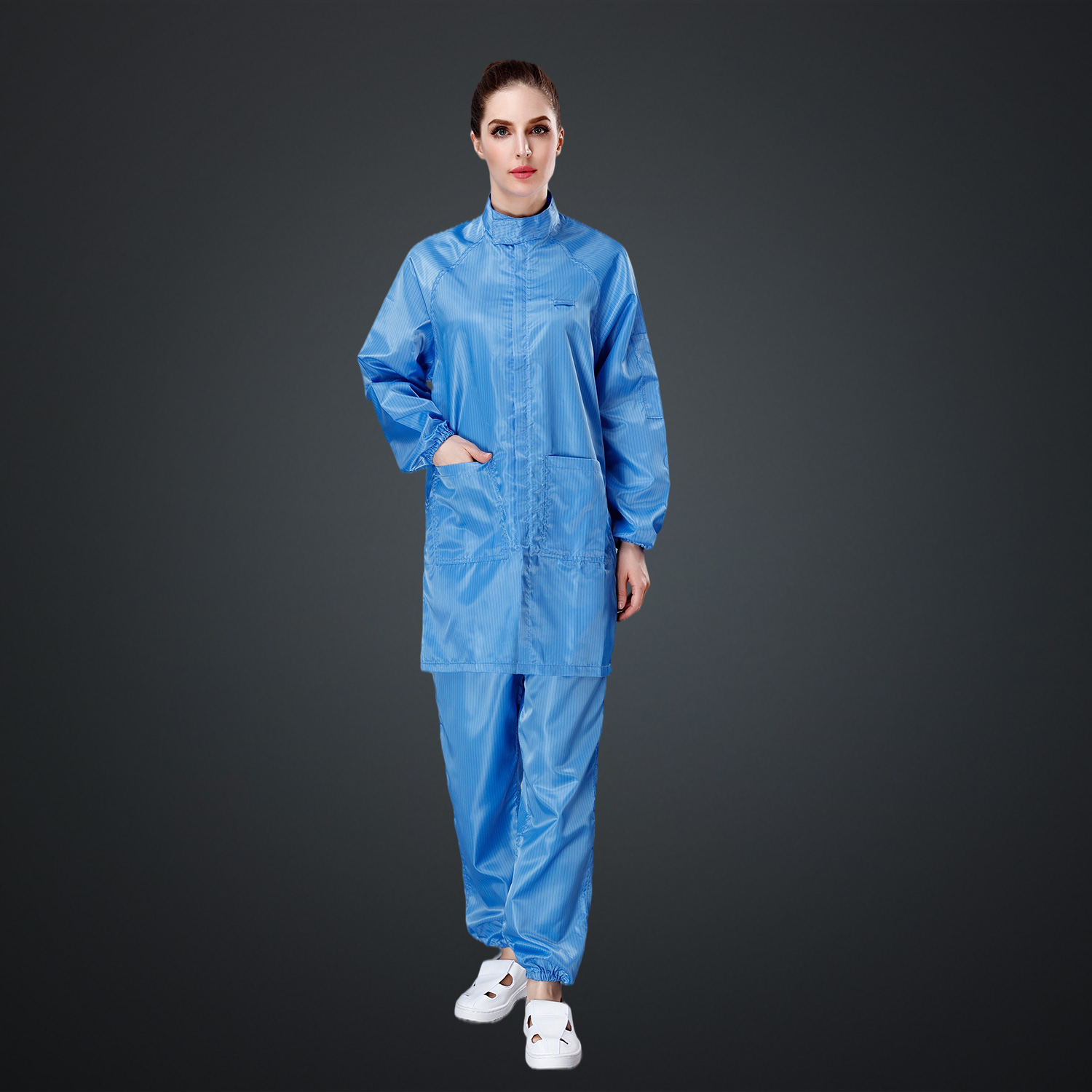 深蓝色立领大褂